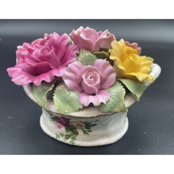 VNTG  1962  ROYAL ALBERT “OLD COUNTRY ROSES”MUSIC BOX  Plays “Blue Danube Waltz” - Picture 8 of 10